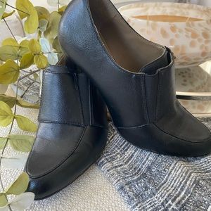 Liz Claiborne Vintage Black Booties